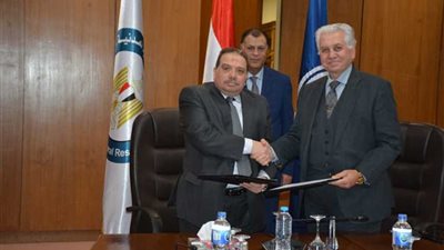 بروتوكول تعاون في التدريب وإعداد الكوادر بين «منار مصر للبترول» والأكاديمية العربية للعلوم الإدارية