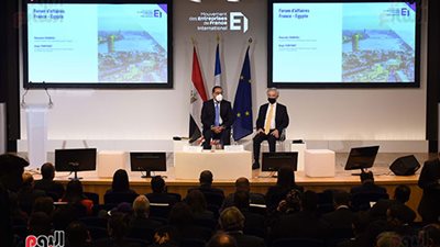 رئيس الوزراء من فرنسا: مصر الوحيدة بالشرق الأوسط التي بها بنية تحتية ضخمة لتسييل الغاز