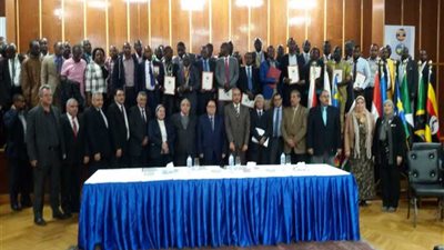 عسران يشهد إحتفالية تخريج 74 متدرباً من دول حوض النيل والقرن الأفريقى