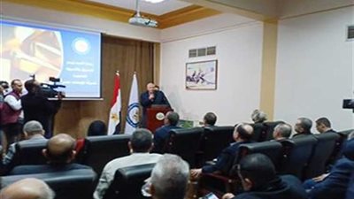 بالصور.. محافظ الوادي الجديد: أبو طرطور عاد للحياة بأيادى رجال البترول والملا لم يبخل بالدعم