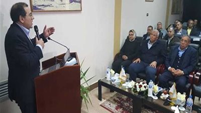 خلال جولته بالوادى الجديد.. وزير البترول: 800 مليون دولار تكلفة إنشاء مجمع انتاج الفوسفوريك بأبوطرطور