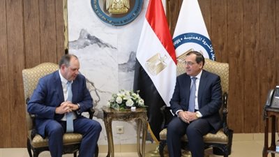 وزير البترول يبحث مع مسئولى أباتشى الأمريكية التعاون بين الطرفين