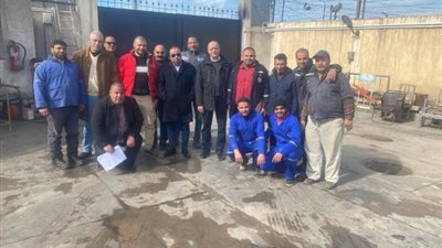 رئيس«البحيرة للكهرباء» يقوم بجولة تفقدية مفاجئة لورش الشركة