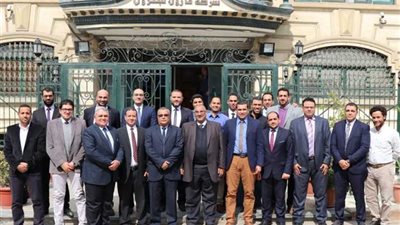 صور.. «قارون» تكرم المؤهلين لبرنامج إعداد القيادات الشابة بقطاع البترول