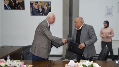 بحضور «رمضان»و«الفار»..«إجيماك»توقع مع «نظم القوى» عقود محطتى محولات أسمنت طره ورافع ٣