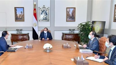 السيسى يوجه بمواصلة تنفيذ خطة توصيل الغاز خاصة فى قرى حياة كريمة