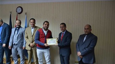 العامة للبترول تكرم شبابها المتأهلين لبرنامج القيادات الشابة والمتوسطة