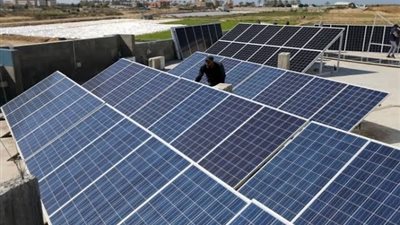 منهم 177 في الصعيد.. 750 «محطة شمسية» أعلى أسطح المباني بنطاق 7 شركات توزيع