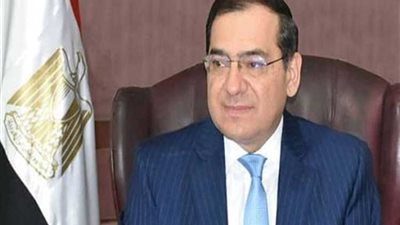 وزير البترول ينعي وفاة الكيميائي عبد الهادي قنديل