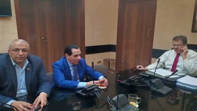 السيسى يبحث التعاون مع الأكاديمية العربية للعلوم والتكنولوجيا والنقل البحرى