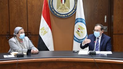 مباحثات بترولية بيئية استعداداً للقمة العالمية للمناخ COP27 بشرم الشيخ