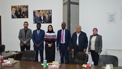 لدعم التعاون..رئيس«إجيماك»يستقبل السفير السنغالى والوفد المرافق له