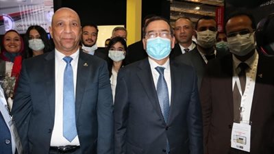 وزير البترول يتفقد جناح «بترومنت» بـ«ايجبس 2022» ويشيد بالشركة