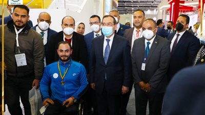 خلال زيارته لجناح 