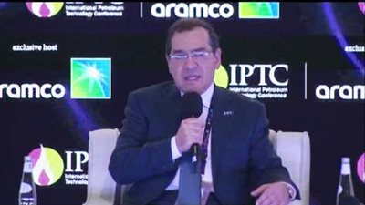 خلال مشاركته بمؤتمر تقنيات البترول..الملا: خطط لقطاع البترول وشركائه لخفض الانبعاثات والاستفادة منها