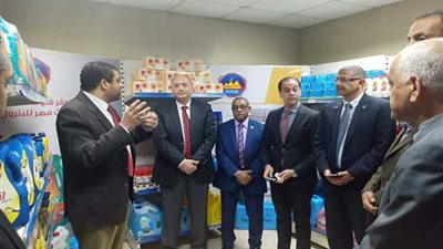 بالصور.. «مصر للبترول» تنظم معرضا للزيوت والكيماويات بمقر شركة صان مصر