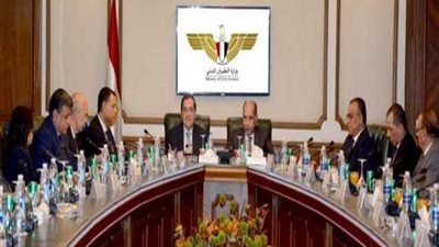 صور.. المُلا والمصري يبحثا آلية سداد مستحقات البترول لدي وزارة الطيران