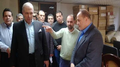 عسل وقيادات الشركة يتفقدون سير العمل بهندسة كهرباء شرق المنصورة