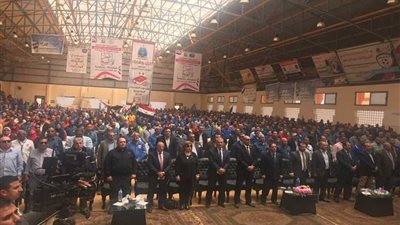 بالصور.. نقابة البترول تنظم مؤتمرا لتأييد التعديلات الدستورية بـ«رأس غارب»