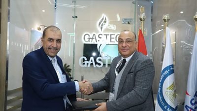 «غازتك»توقع بروتوكول تعاون مع «أسيوط للتكرير» لتحويل السيارات التابعة لها للعمل بالغاز الطبيعي