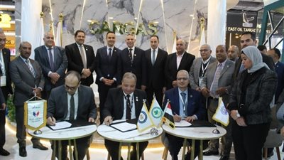 بروتوكول بين «كارجاس» و«بتروجاس» لإتاحة المواقع الغير مستغلة لديها لإقامة محطات لتموين السيارات