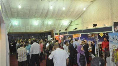 اقبال كثيف على ثانى ايام معرض اسكان البترول بتروسبورت