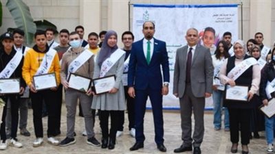 للمرة الأولى..تكريم أبناء العاملين المتفوقين علمياً و رياضياً بشركة 