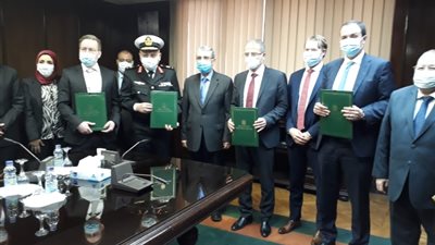 وزير الكهرباء يشهد توقيع مذكرة تفاهم لبحث إنشاء سفينة للعمل كمحطة كهرباء عائمة