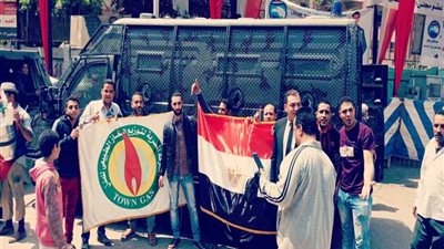 بالصور.. العاملون بشركة «تاون جاس» يتوافدون على لجان الاستفتاء على التعديلات الدستورية