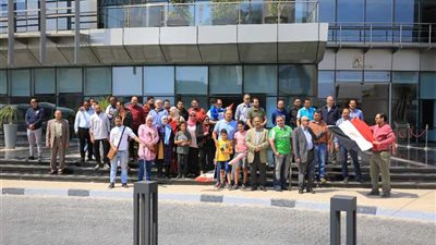 بالصور.. العاملون بـ«بتروجت» يصوتون بكثافة في اليوم الأول من الإستفتاء علي التعديلات الدستورية