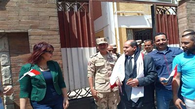 بالصور.. العاملون بـ«بوتاجاسكو» بالمقرات والمخازن بكافة المحافظات يتوافدون على لجان الاستفتاء للإدلاء بأصواتهم