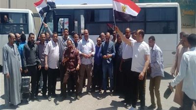 غرفة عمليات رئيسية بمصنع بوتاجاز  سوهاج .. ورئيس اللجنة النقابية بالشركة يتابع عمليات تصويت العاملين
