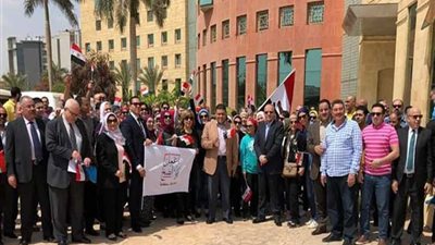 «جاسكو» تصوّت بكثافة في اليوم الأول للإستفتاء علي التعديلات الدستورية