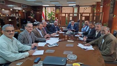 مدبولى يبعث برسالة شكر لغرفة عمليات  الكهرباء على إدارتها ملف الاستفتاء .. ودسوقى وخلف يشكران جموع العاملين