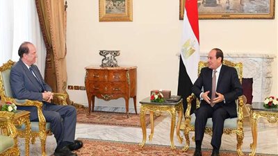 رئيس البنك الدولي يلتقي الرئيس السيسي ويشيد بمشروع بنبان للطاقة الشمسية