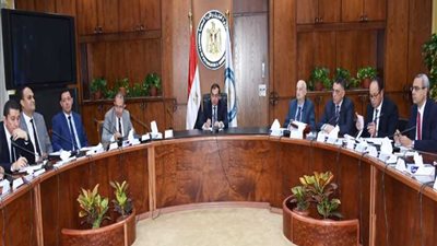 وزير البترول يترأس اجتماع اللجنة الحكومية لمشروع تحويل مصر لمركز اقليمى للطاقة