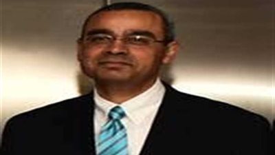 أسامة مبارز يترأس وفد مصر بمؤتمر نابولى للغاز بإيطاليا