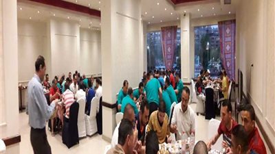 أعضاء اللجنة المنظمة لدورى الكهرباء يتابعون تجهيزات إفطار الفرق المغتربة