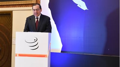 وزير البترول يشهد إحتفالية 