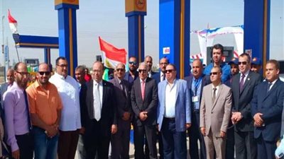 فتحى وقيادات مصر للبترول يفتتحون محطتين جديدتين بالإسماعيلية وبورسعيد