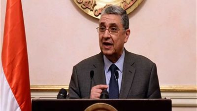 بعد أسوء موجة حارة تعرضت لها مصر.. هذه رسالة الوزير للعاملين بقطاع الكهرباء