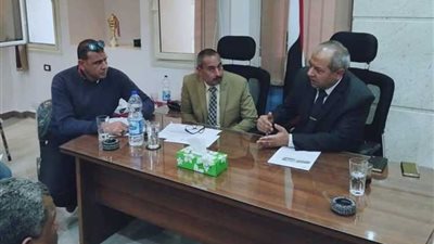 رئيس نقابية «مصر العليا للكهرباء» يثنى على تعاون رئيس الشركة مع اللجنة والعاملين