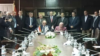 بحضور «دسوقى»..«نقل الكهرباء» و«خدمات البترول الجوية» توقعان إتفاقية بـ36 مليون جنيه