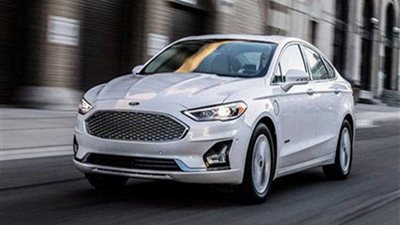 «فورد» تستدعي أكثر من 23900 سيارة بالصين لعيوب في أقفال الأبواب