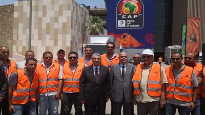 بالصور.. وزير الكهرباء يتفقد استعدادات إفتتاح كأس الأمم الأفريقية باستاد القاهرة