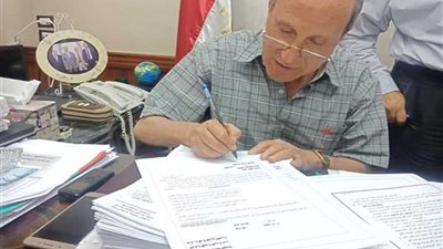 حركة ترقيات جديدة بكهرباء القناة..ورئيس الشركة يوافق على صرف بدل راحات علي شامل المرتب