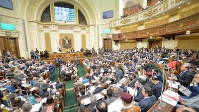 «مشروعات النواب» تجتمع مع وزير البترول ورئيس «إيكم» بشأن المجمعات الصناعية بـ«مرغم»