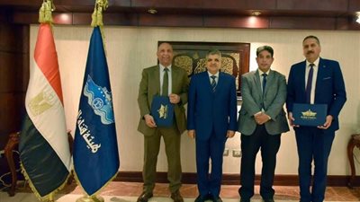 رئيس هيئة قناة السويس يشهد توقيع مذكرة تفاهم مع «بترومنت» للتعاون في تقديم الخدمات البحرية