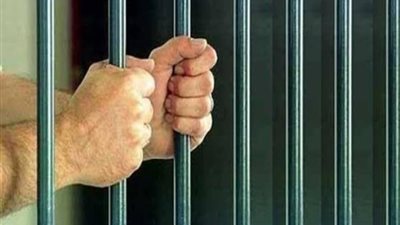 السجن المشدد 7 سنوات لعامل سرق مواد بترولية من خط أنابيب بالدقهلية