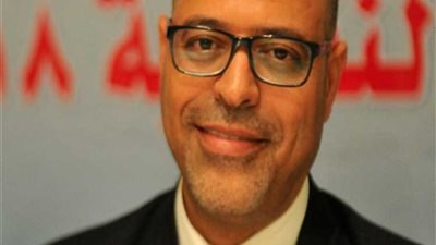 رؤساء ٩ نقابات منها «البترول» يطالبون بزيادة الحد الأدني للأجور ومنح علاوات خاصة ودورية للعاملين بقطاع الاعمال العام